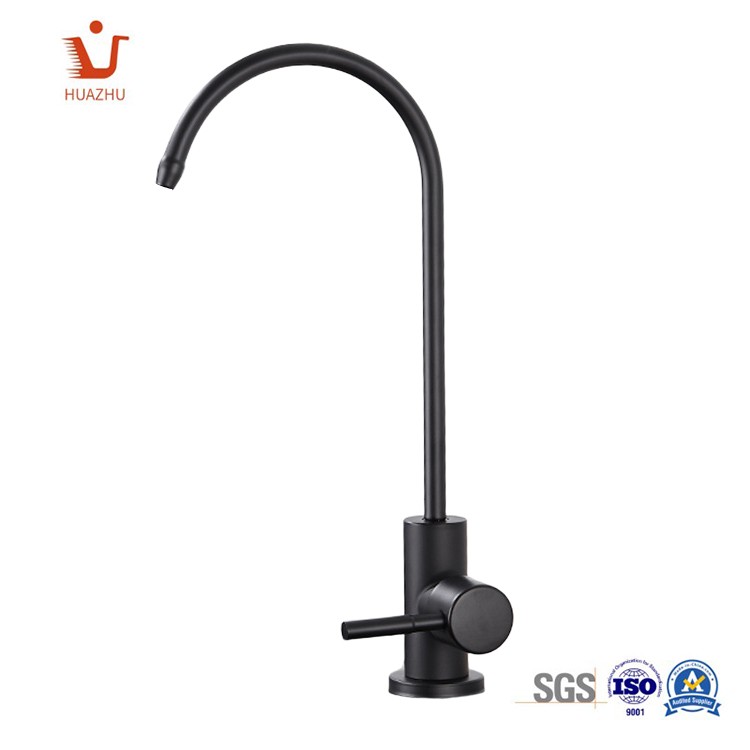 Faucet Penapis Air Hitam Matte